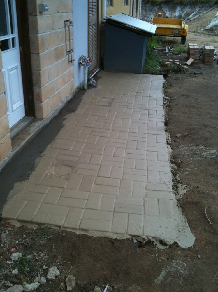 Outside laundry paving