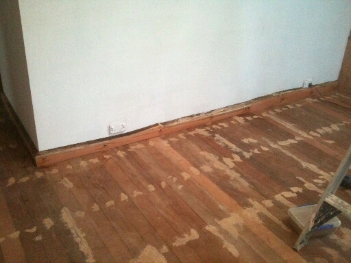 Skirting board 5